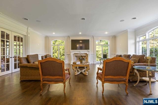 51 Chestnut Ridge Road