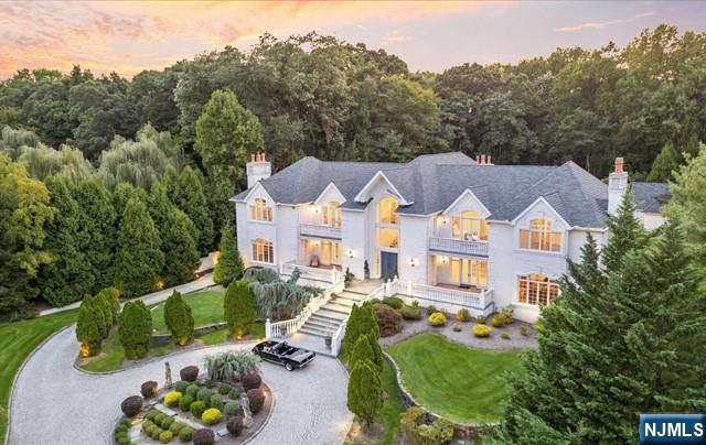 51 Chestnut Ridge Road