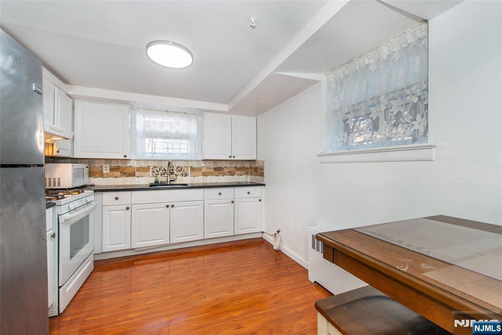 Photo 3 of Condominium at 2430 8th Street #DB, Fort Lee, NJ 07024 | MLS# 25000775 |  | Sold on 2025-05-12