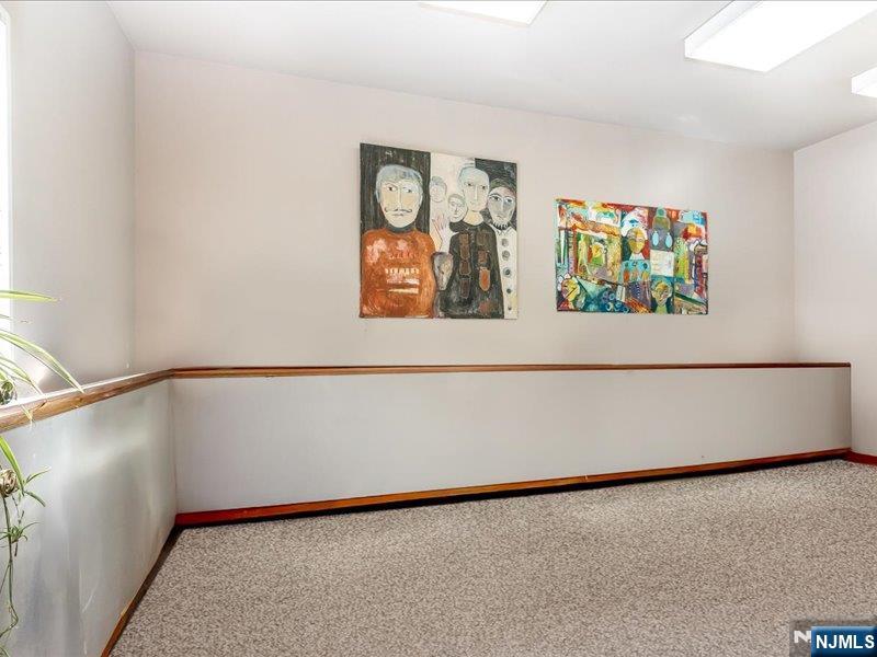 180 Glenridge Avenue — photo 5