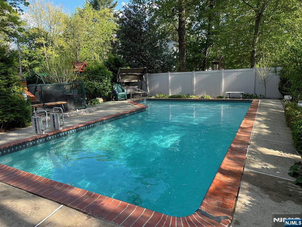 57A W Fairview Avenue