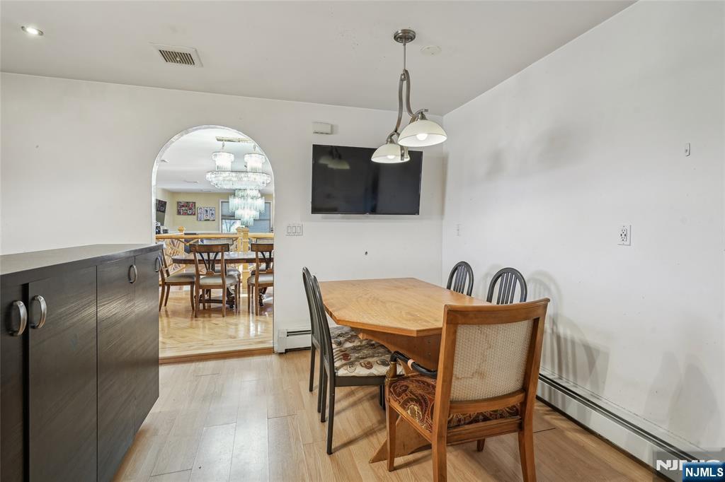 220 Webster Avenue — photo 24
