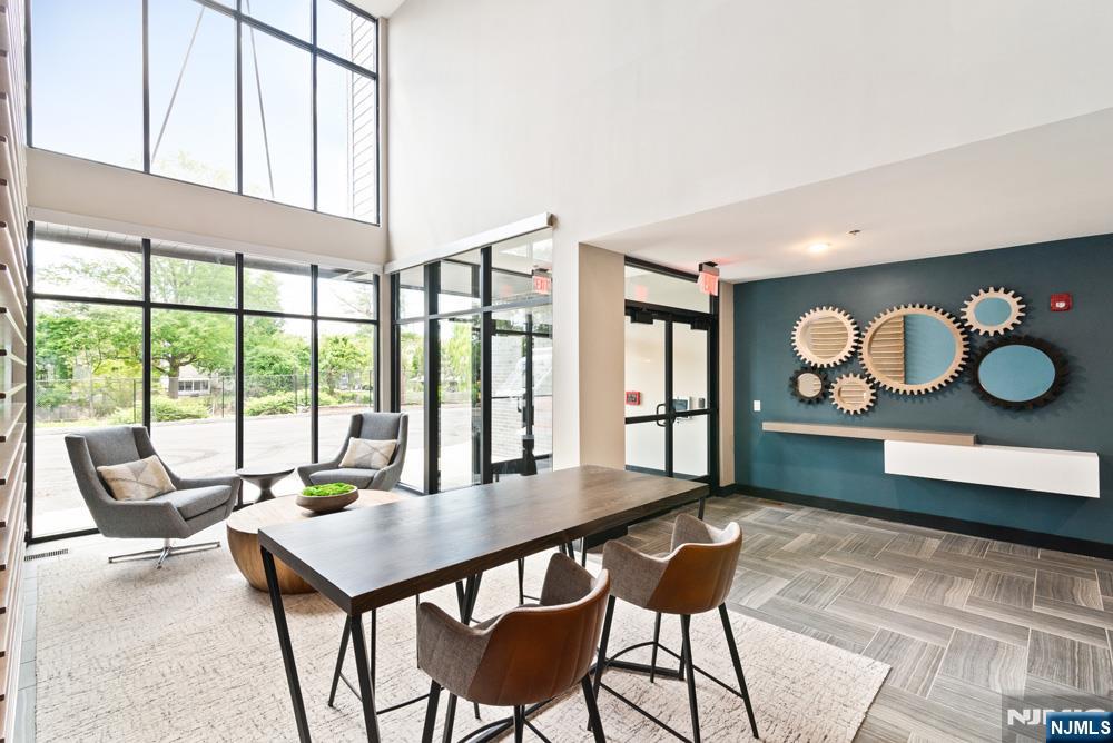 15 W Johnson Avenue 412 - Photo 3