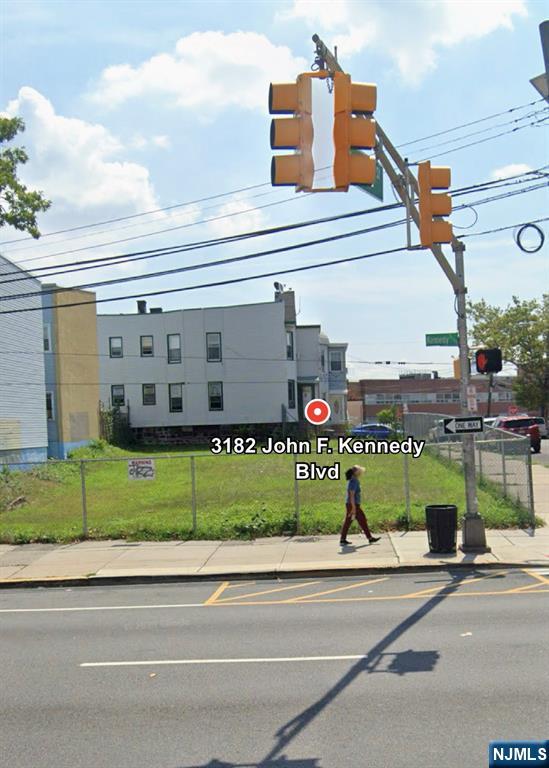 3184 John F Kennedy Boulevard - Photo 2