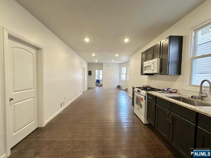 105 7th Street 1 - Photo 3