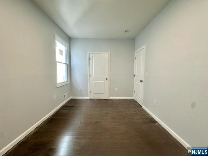 105 7th Street 1 - Photo 4