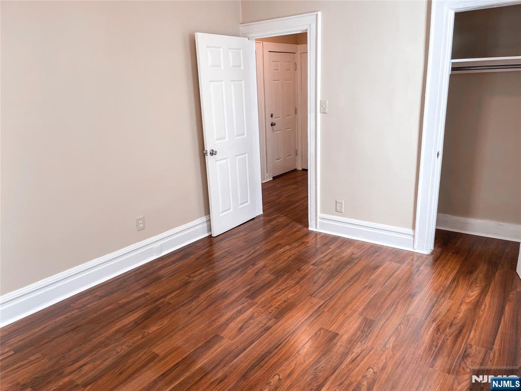 596 19th Street - Photo 2