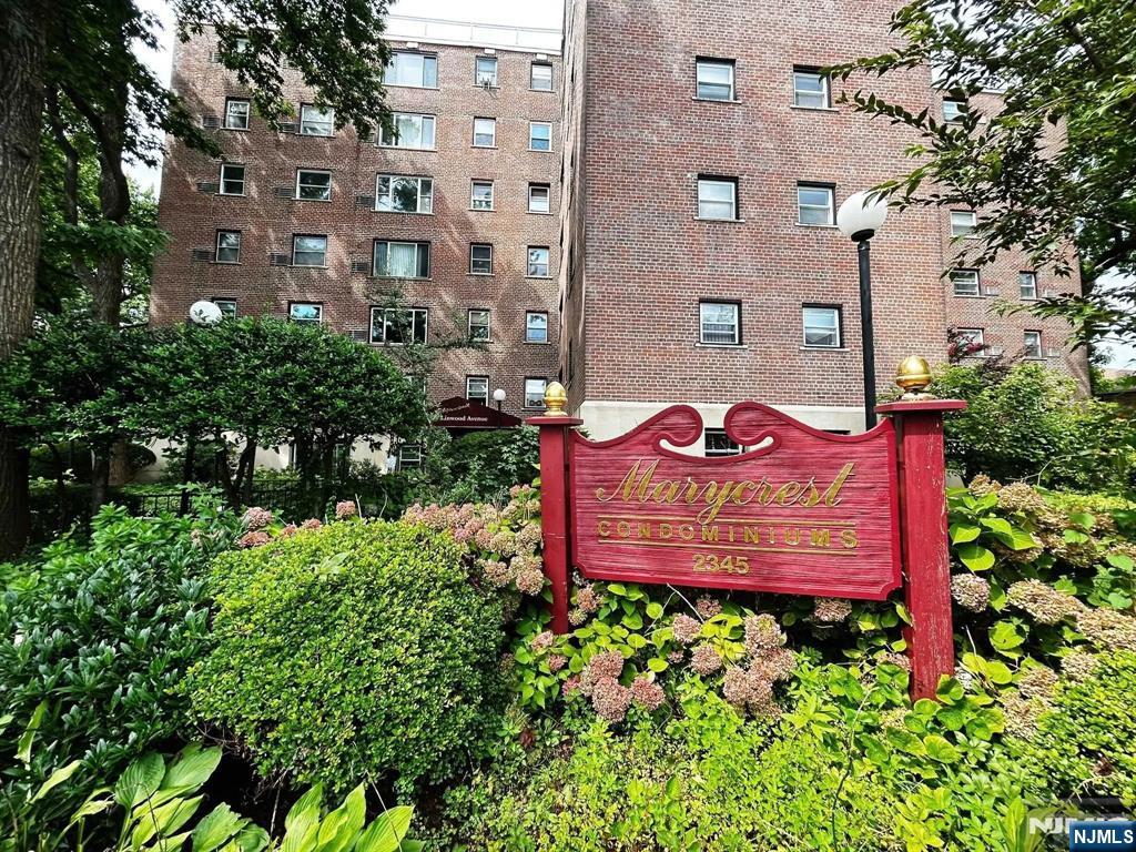 $299,000 Condo