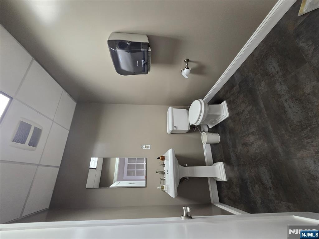 228 Rivervale Road, River Vale, NJ, 07675