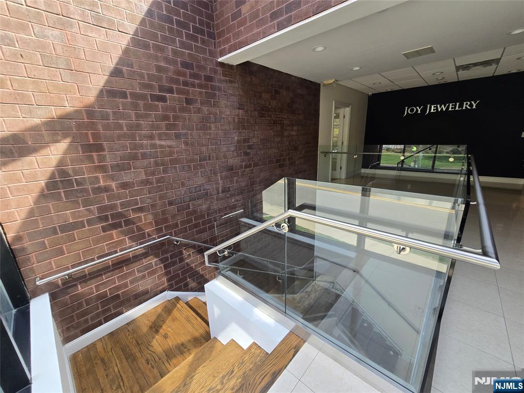 228 Rivervale Road, River Vale, NJ, 07675