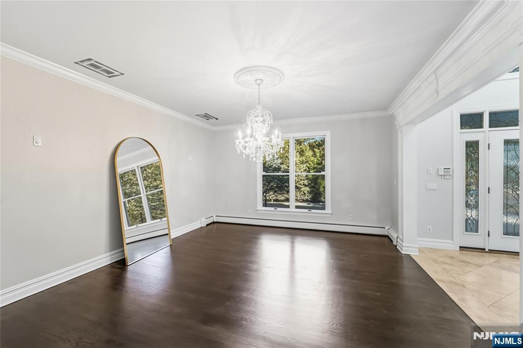 32 Moeser Place — photo 13