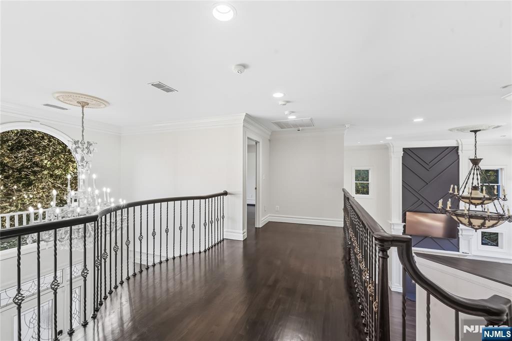 32 Moeser Place — photo 24
