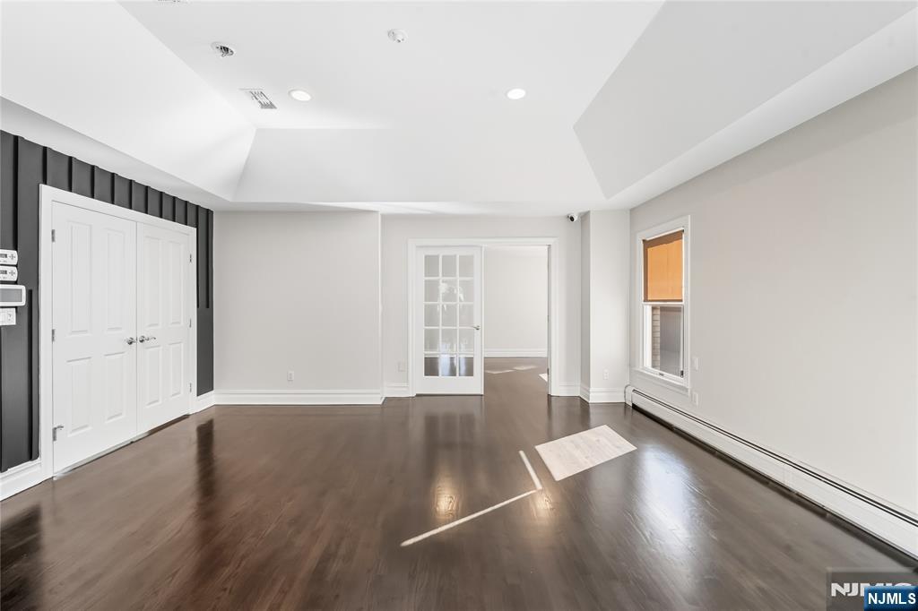 32 Moeser Place — photo 26