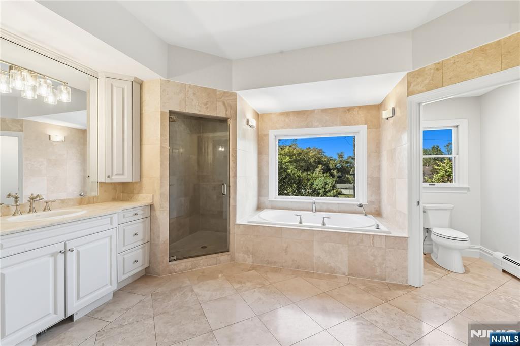 32 Moeser Place — photo 35