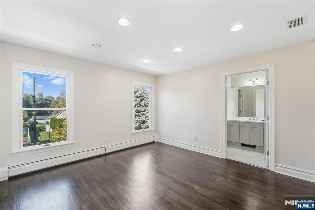 32 Moeser Place — photo 37