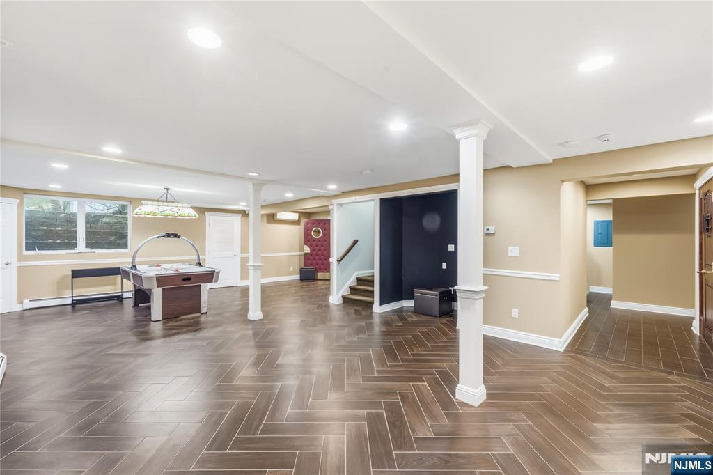 32 Moeser Place — photo 40