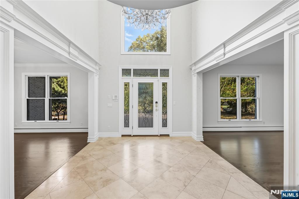 32 Moeser Place — photo 7