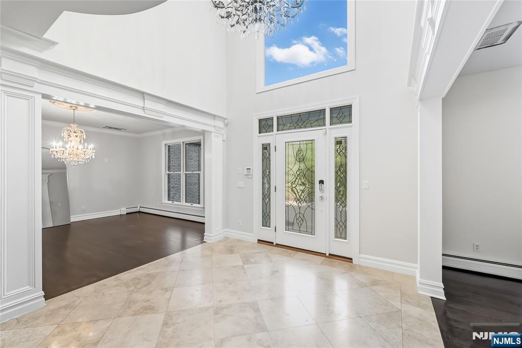 32 Moeser Place — photo 8