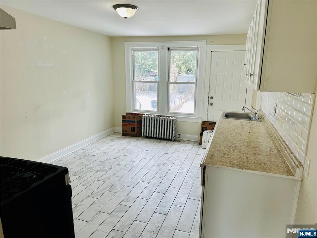 266 9th Street - Photo 4