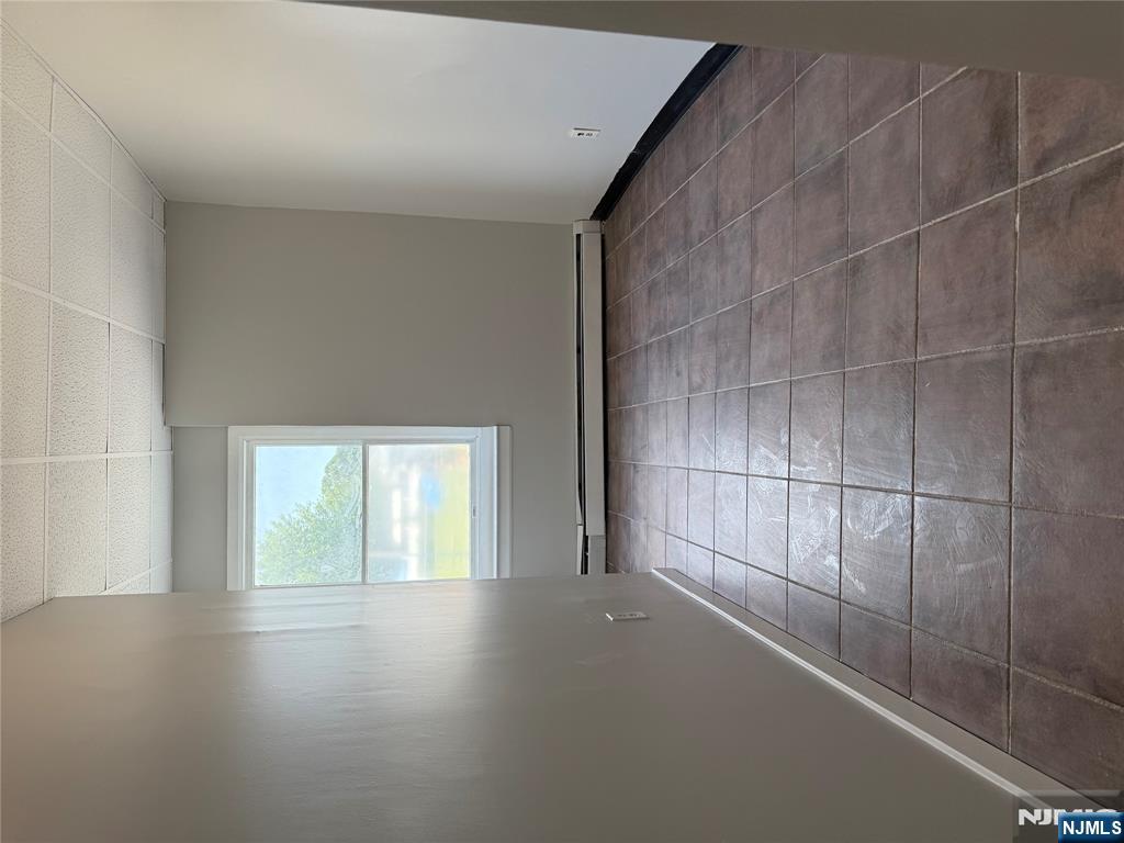 75 Lodi Street - Photo 5