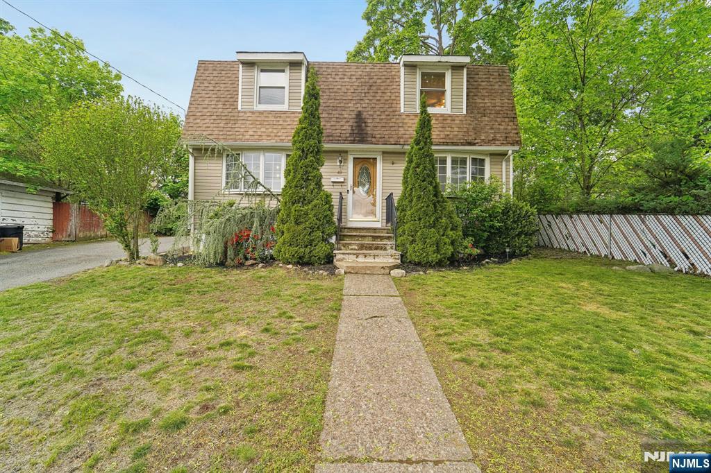 49 Dacotah Ave