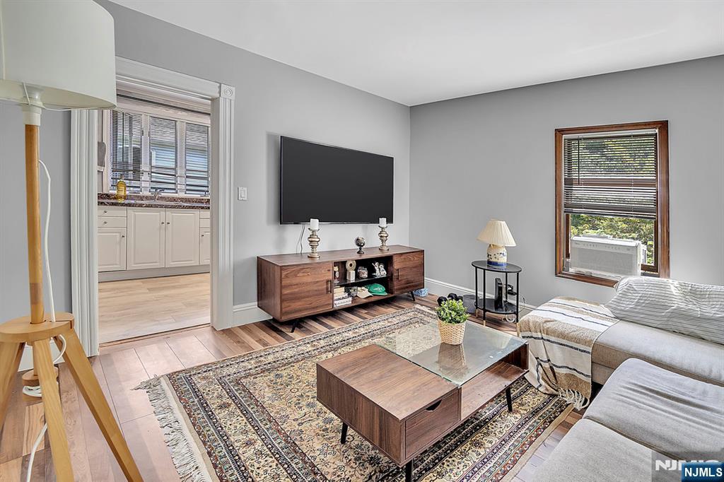 77 Myrtle Avenue
