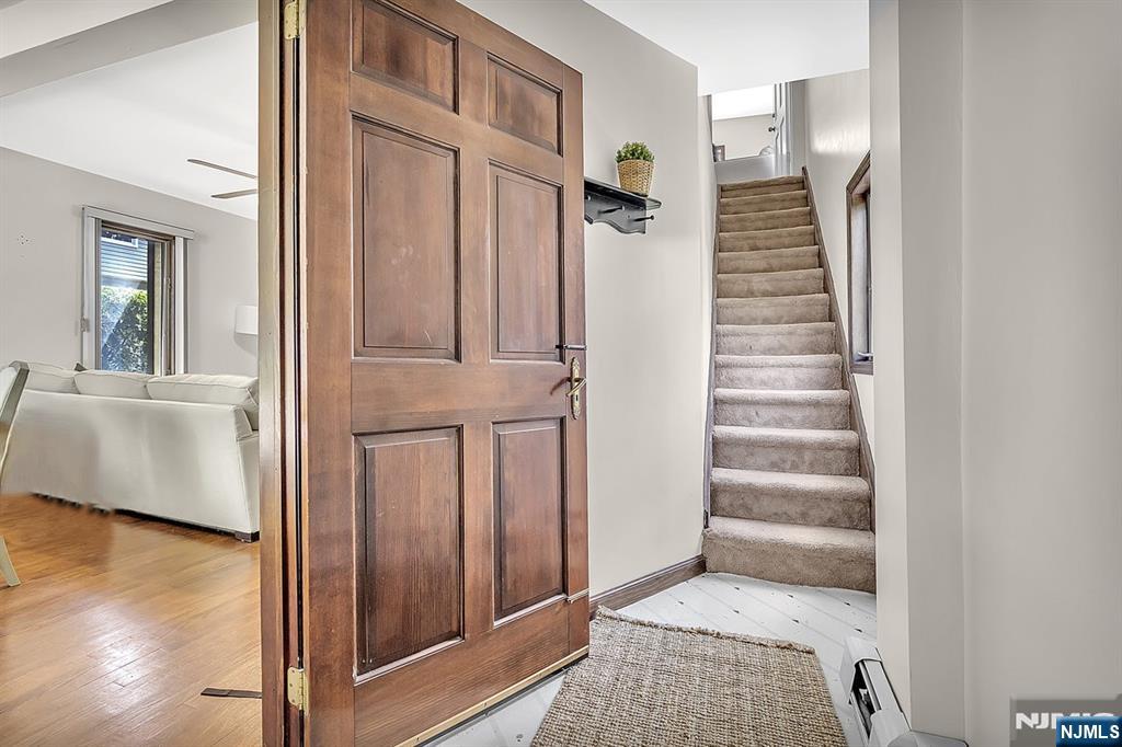 77 Myrtle Avenue - Photo 4