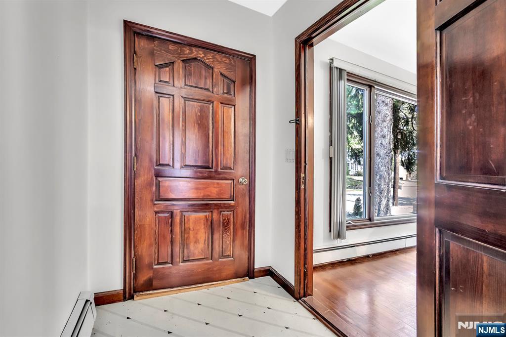 77 Myrtle Avenue - Photo 5