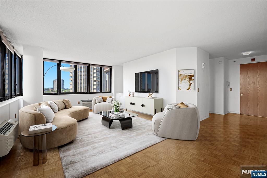 100 Carlyle #14D-S, Cliffside Park, NJ 07010