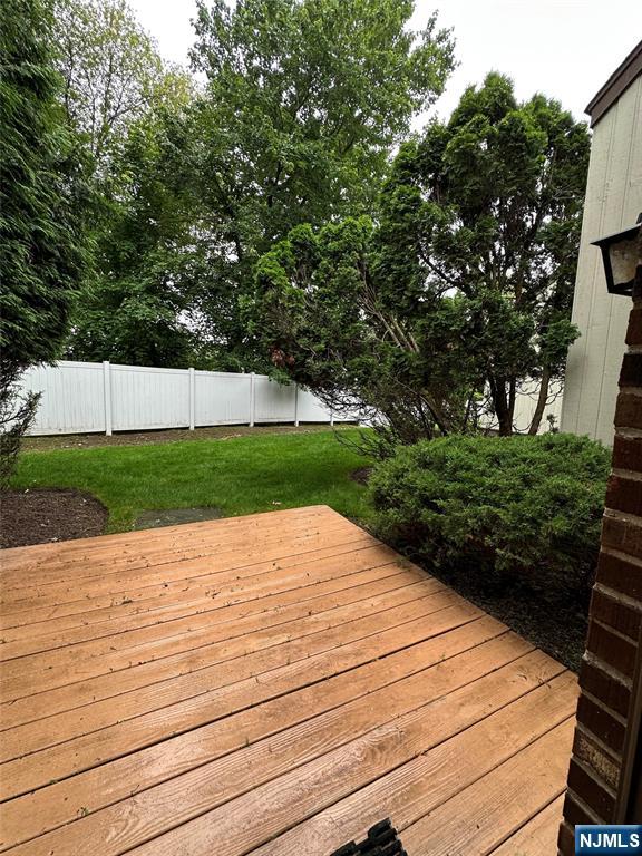 56 Meadowview Court, Leonia, NJ, 07605