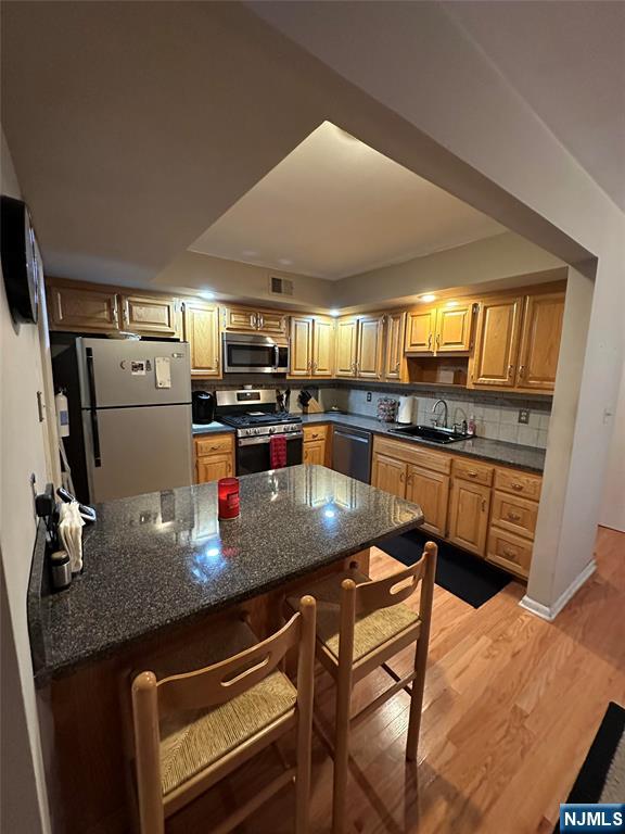 56 Meadowview Court, Leonia, NJ, 07605