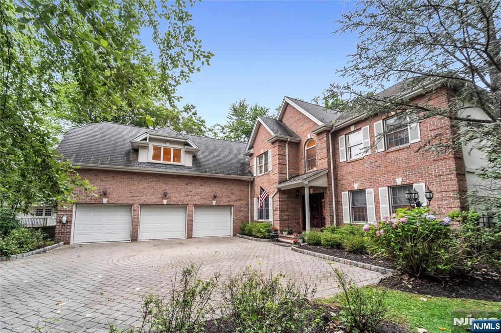 80 Prospect Avenue, Woodcliff Lake, NJ, 07677