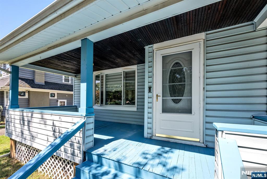 1268 Longfellow Avenue - Photo 4