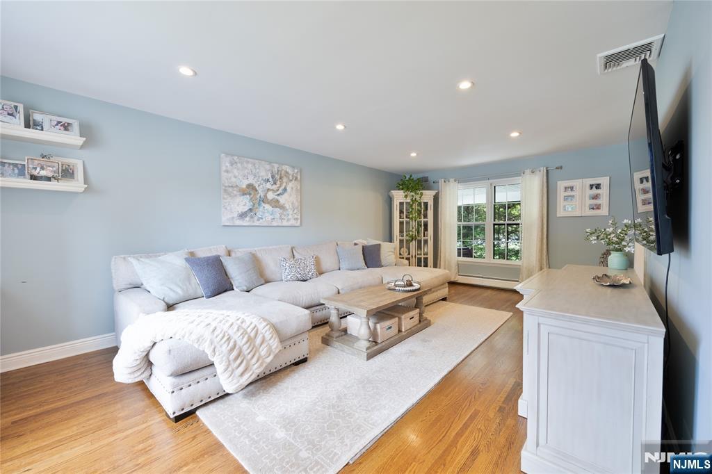 18 Marguerite Lane — photo 12