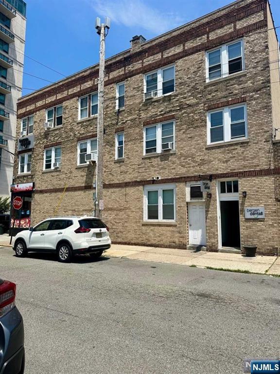696 Anderson Avenue 2 - Photo 15