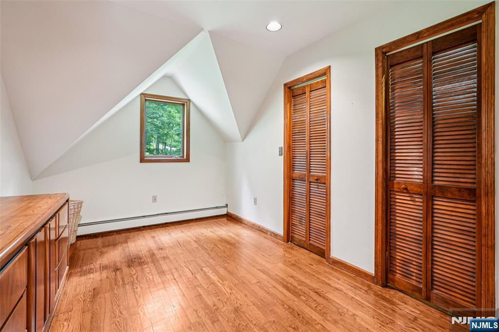 1 Lookout Road