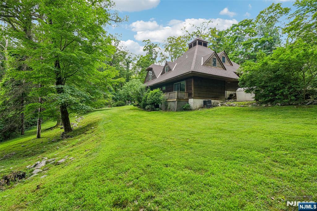 1 Lookout Road