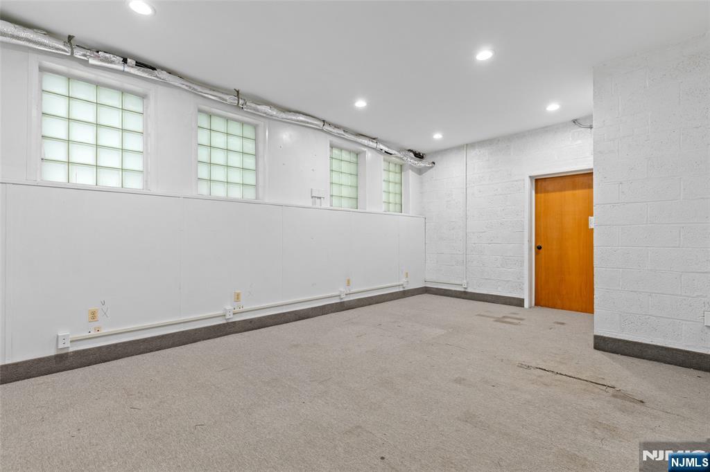 222 Main Street — photo 18
