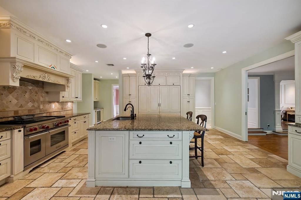 8 Church Court, Closter, NJ, 07624