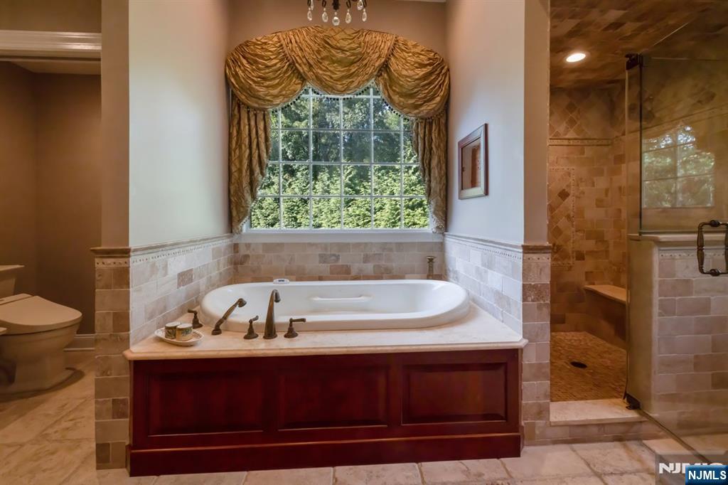 8 Church Court, Closter, NJ, 07624