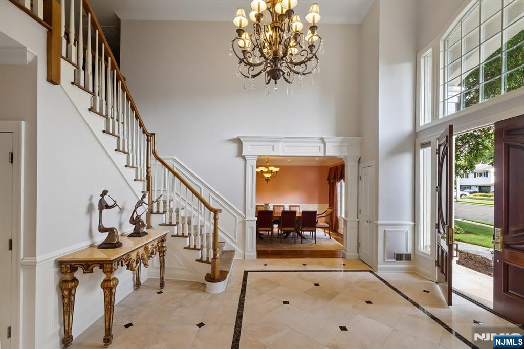 8 Church Court, Closter, NJ, 07624