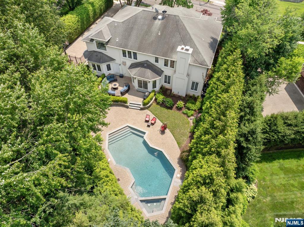 8 Church Court, Closter, NJ, 07624