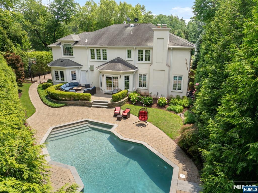 8 Church Court, Closter, NJ, 07624