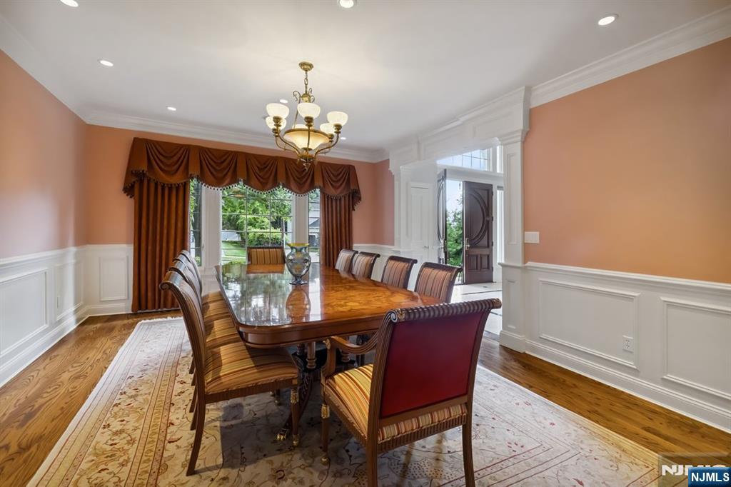 8 Church Court, Closter, NJ, 07624