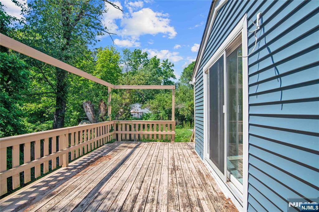 577 Macopin Road - Photo 4