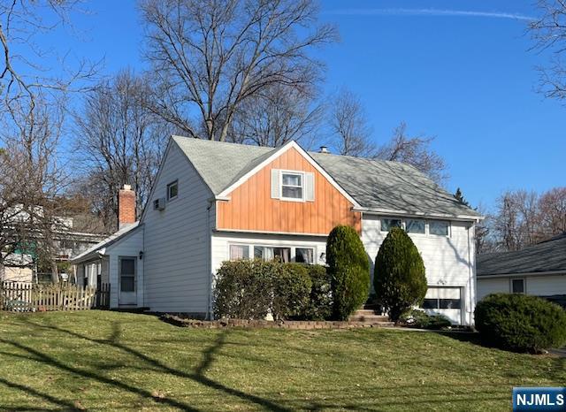 920 E Lawn Drive - Photo 2