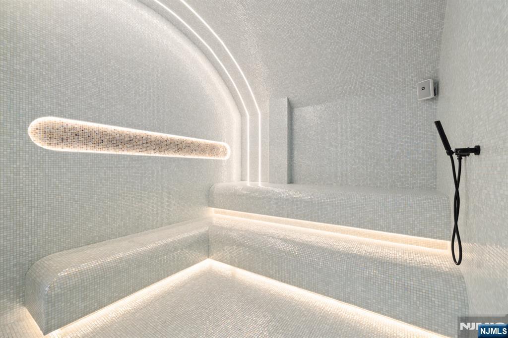 65 McWhorter Street 711 - Photo 5