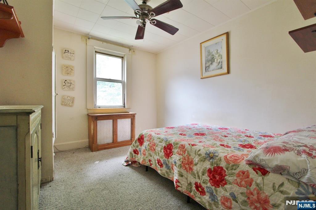 8610 Columbia Avenue