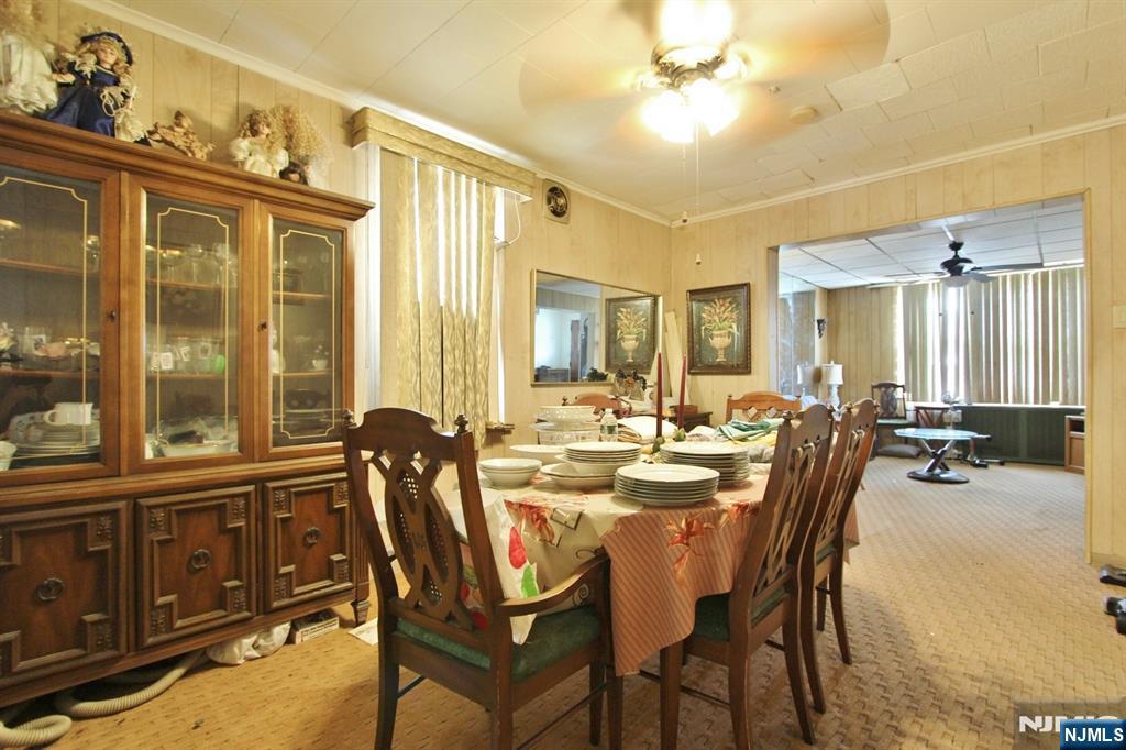 8610 Columbia Avenue