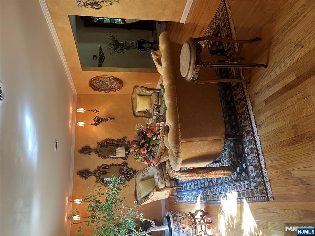 Homes for sale in Franklin Lakes, NJ | 732 Mardinly Ave, Franklin Lakes, NJ 07417 | MLS# 25025485